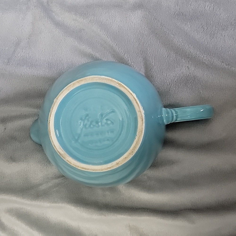 Vintage Fiesta ware large creamer/pitcher - Picture 6 of 6